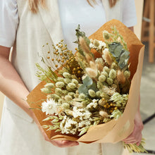 Load image into Gallery viewer, Large Classic Dried Flower Bouquet - Natural, Green