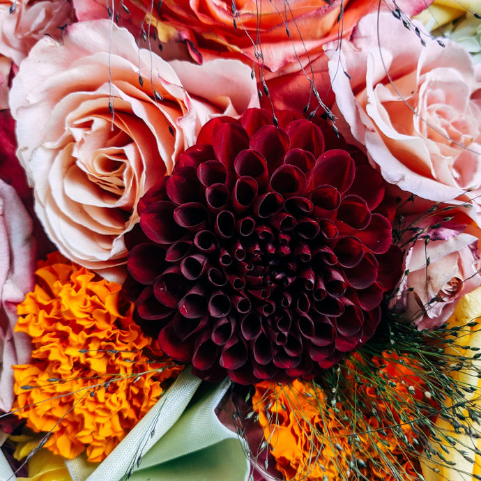 Fall Fresh Flower Arrangement Workshop: 9/28